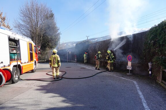 230209_Brand_im_Freien003.jpg  