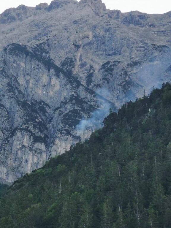 210623_Waldbrand_Absam0002.jpg  