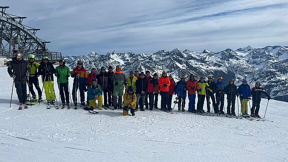 230321_skiausflug_04_77a3690c-4574-4813-ae74-fd2fe864805f_web.jpg  