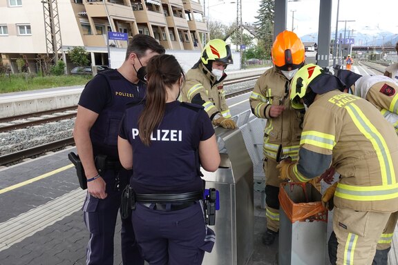 210429_Einsatzreiche_Abendstunden003.jpg  