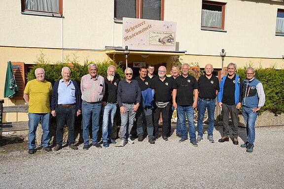 231006_38._Seniorenhoahgascht_sh38_00001gruppe_web.jpg  